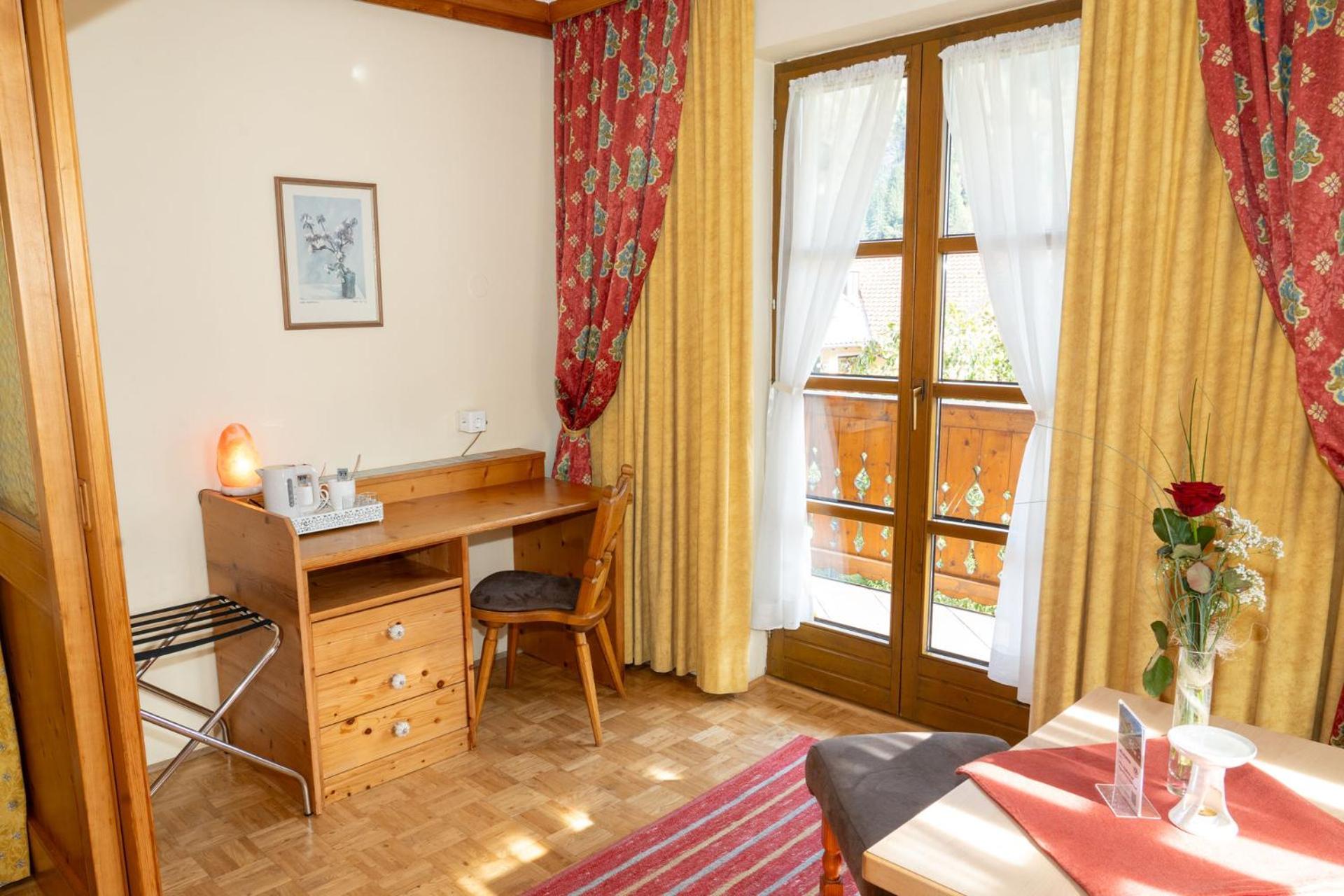 Bauernhofhotel "Die Unterbergerin" - Zimmer Mit Fruehstueck Und Ferienwohnungen In Gastein Mit Gratis Thermeneintritt Dorfgastein Buitenkant foto