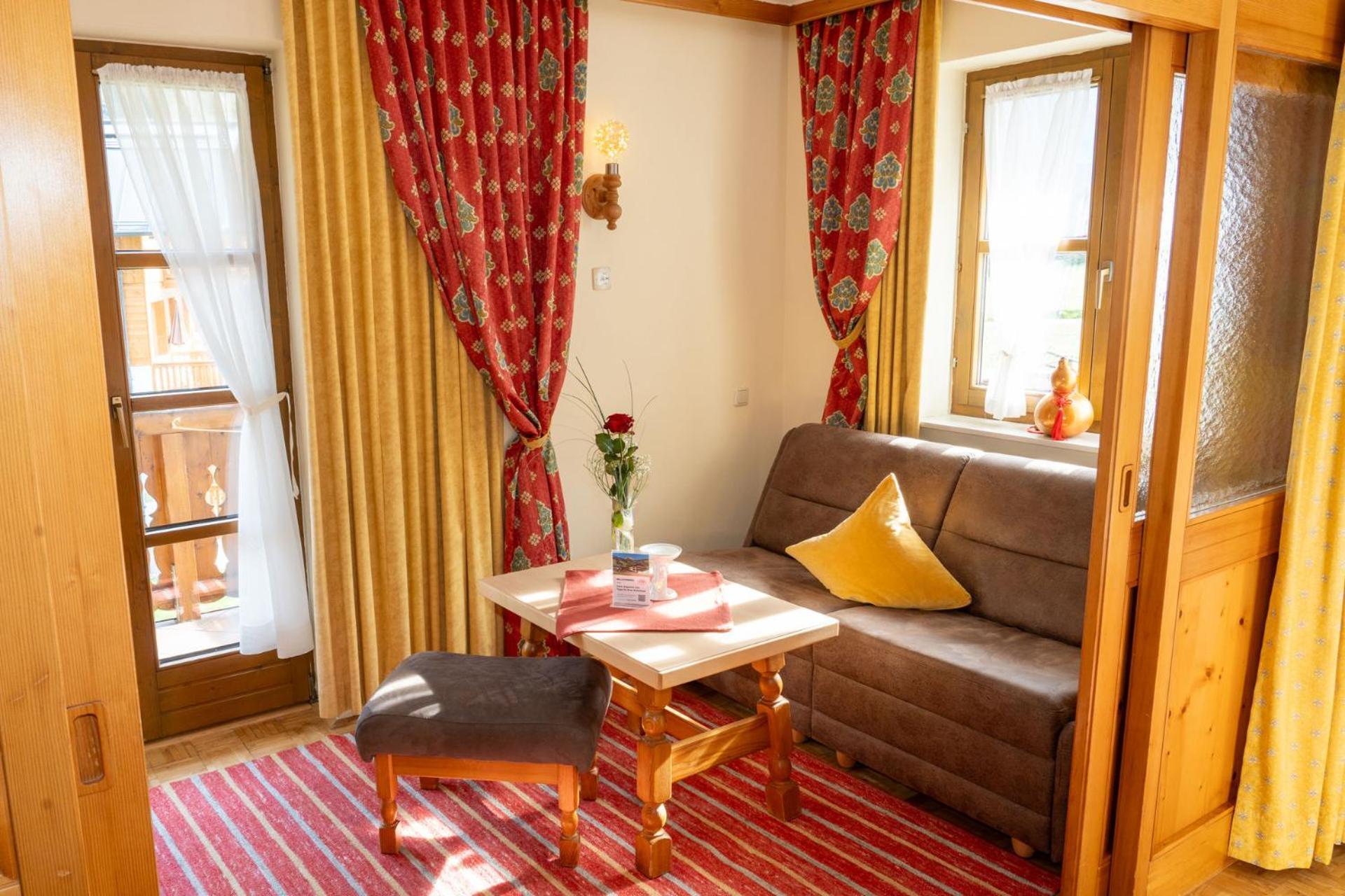 Bauernhofhotel "Die Unterbergerin" - Zimmer Mit Fruehstueck Und Ferienwohnungen In Gastein Mit Gratis Thermeneintritt Dorfgastein Buitenkant foto