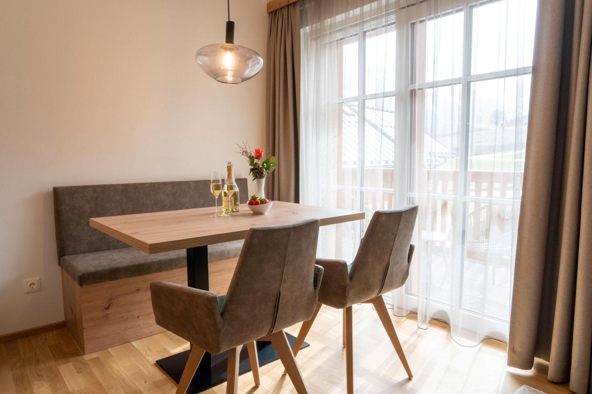 Bauernhofhotel "Die Unterbergerin" - Zimmer Mit Fruehstueck Und Ferienwohnungen In Gastein Mit Gratis Thermeneintritt Dorfgastein Buitenkant foto